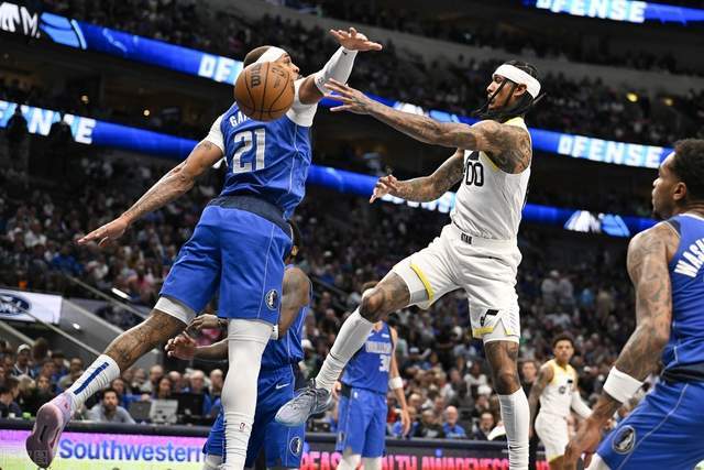 NBA全明星三分大赛：利拉德连续两年绝杀夺冠
